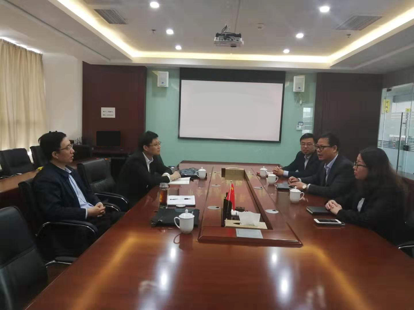 微信图片_20191028155139-2.jpg